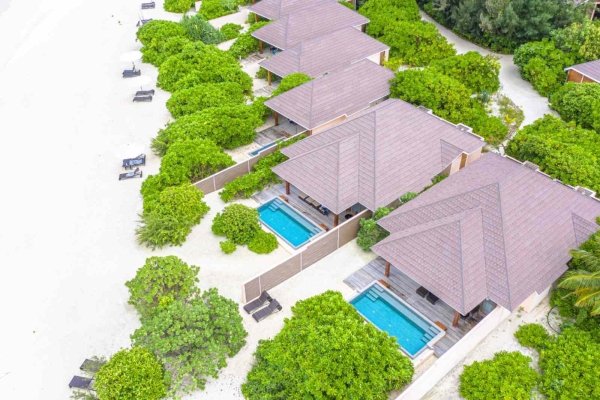 2 Bedroom Beach Pool Residence