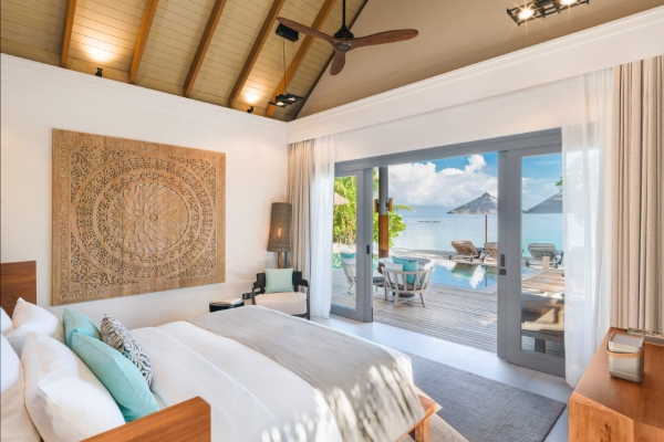 Three Bedroom Beach Pool Residence